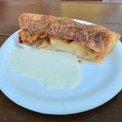 germnay-2018-apple-strudel.jpg